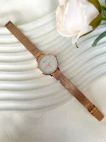 ساعت زنانه بند حصیری رزگلد kcm مدل پروانه